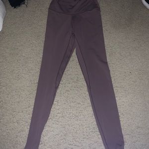 Purple leggings